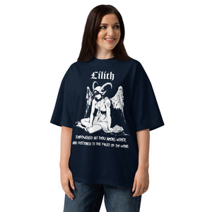 Oversized organic cotton t-shirt featuring a large black-and-white Lilith illustration with gothic text.