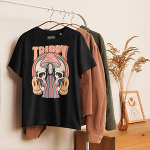 Fitted organic cotton t-shirt with a split skull divided by a pink mushroom, flowing psychedelic shapes, and small smiley faces.